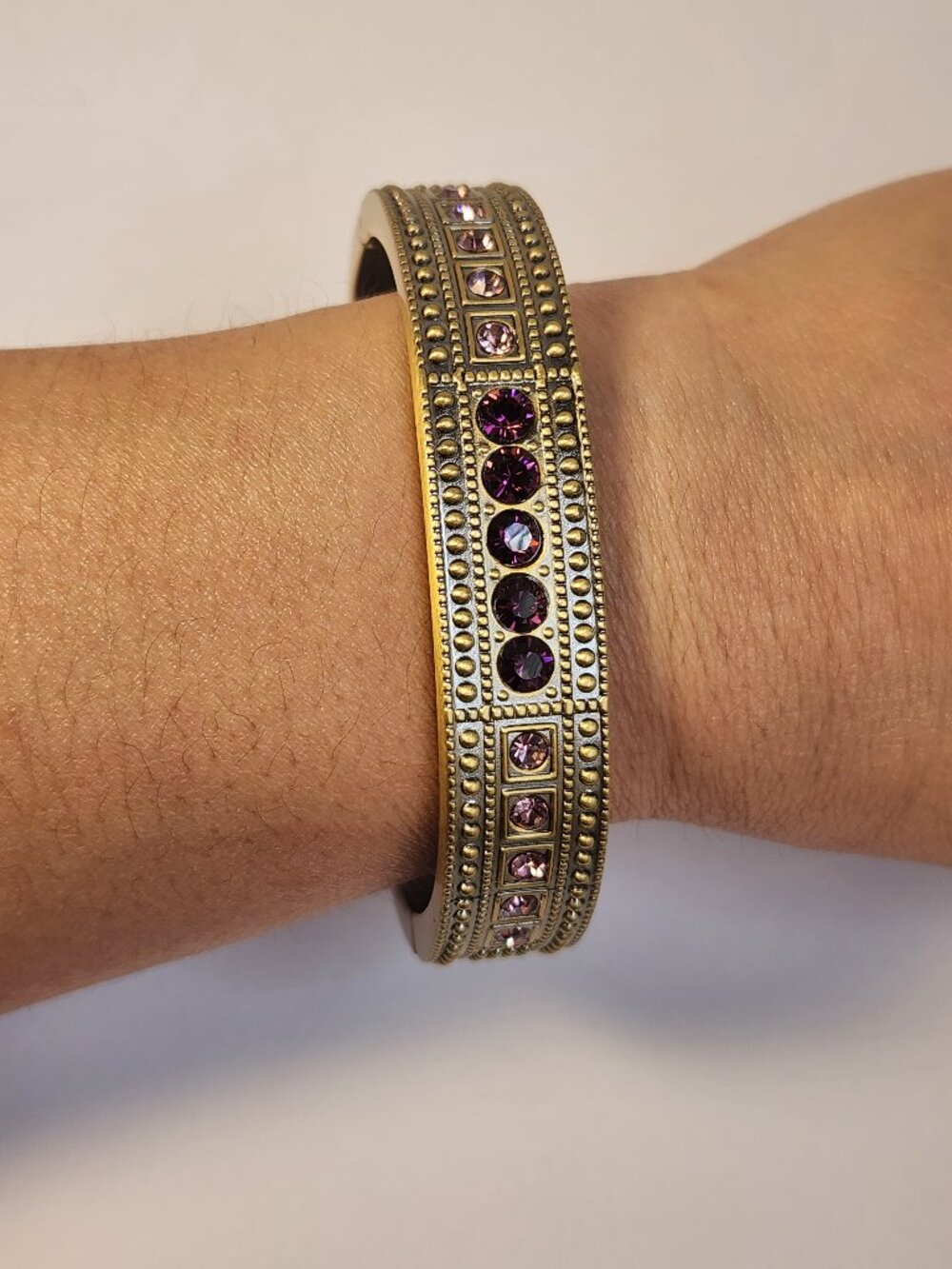 Vintage Amethyst Crystal Antiqued Gold Tone Hinged Bangle Bracelet